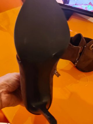 Elegantes botines símil piel. Cocodrilo.T.40