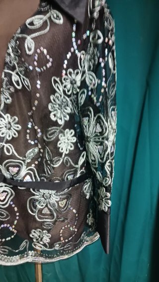 Chaqueta fiesta lentejuelas y bordado