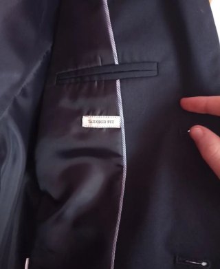 Traje de chaqueta Zara y corbata Tizas niño