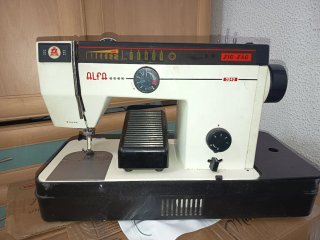 Máquina de coser Alfa Zig-Zag 3242