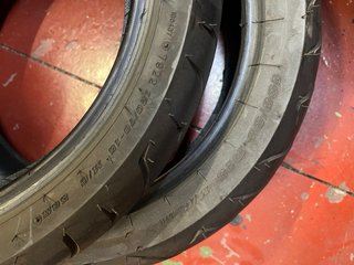 Neumáticos dunlop TMAX