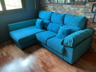 Sofá chaise longue azul