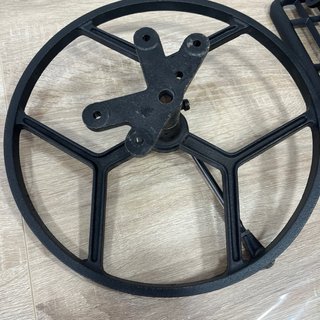 Volante y pedal máquina coser antigua