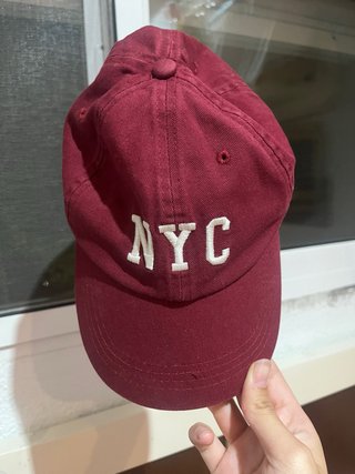 Gorra NYC granate