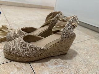 Alpargatas cuña Sfera mujer beige/dorado 37