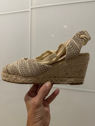 Alpargatas cuña Sfera mujer beige/dorado 37