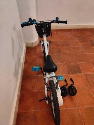 Bicicleta infantil B'TWIN INUIT 100 16 PULGADAS.