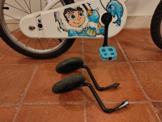 Bicicleta infantil B'TWIN INUIT 100 16 PULGADAS.