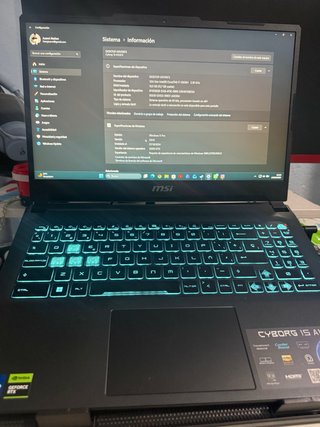 MSI Cyborg 15 A12U Laptop Gaming nuevo