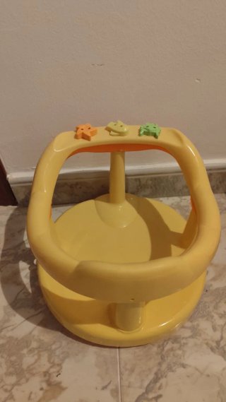 Asiento de baño para bebé amarillo