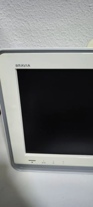Televisor Sony Bravia 15" con Mando