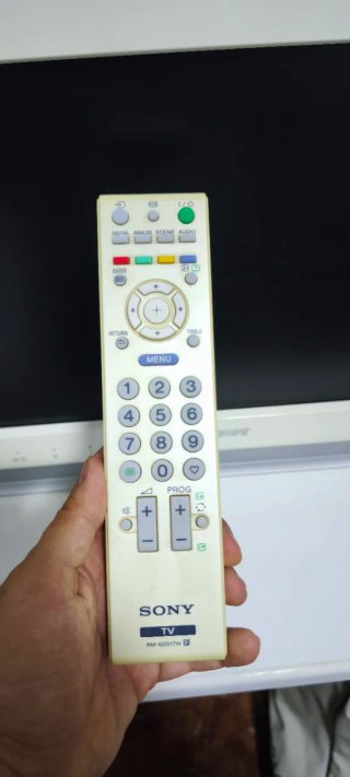 Televisor Sony Bravia 15" con Mando
