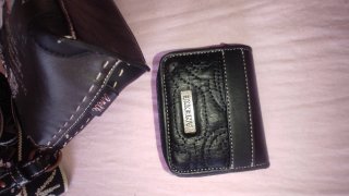 Bolso y cartera Aneke