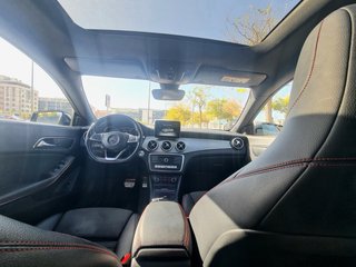 Mercedes-Benz Clase CLA 200 2018