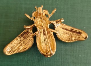 Broche/ Pregadeira Abelha Vintage