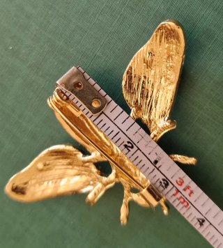 Broche/ Pregadeira Abelha Vintage
