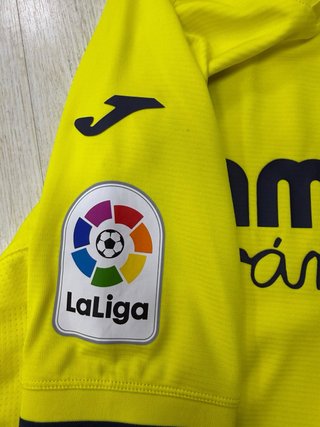 Camiseta Villarreal CF Firmada Chukwueze y Pau Tor