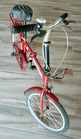 Bicicleta plegable Yogoice roja.