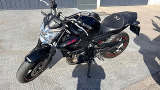 Yamaha XJ6 Limitada A2 Negra