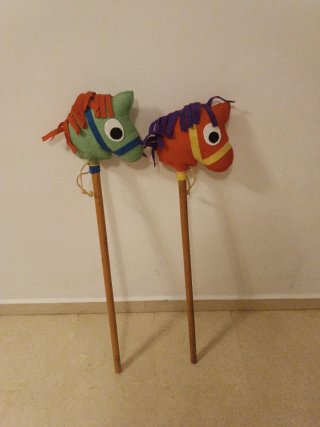 Caballitos de juguete de tela (2 unidades)