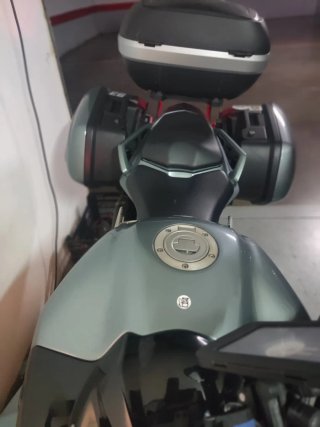 Yamaha FZI-SA Touring Moto