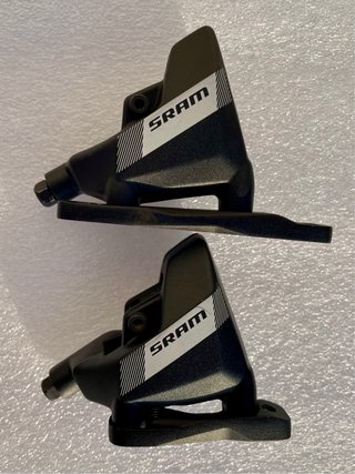 Manetas SRAM Apex AXS D1