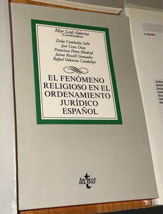 LOTE LIBROS DE DERECHO