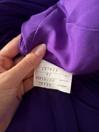 Vestido largo morado elegante
