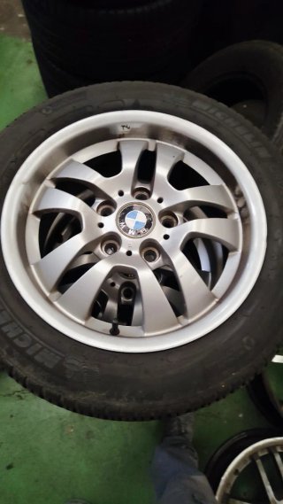 Llantas BMW 16 neumáticos todo clima