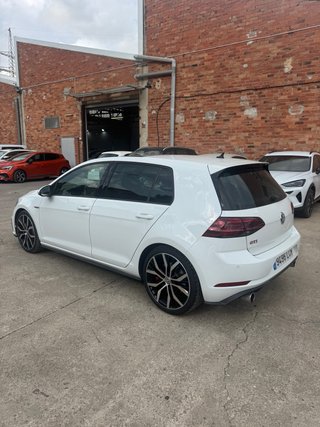 Volkswagen Golf 2019 por 398€/mes