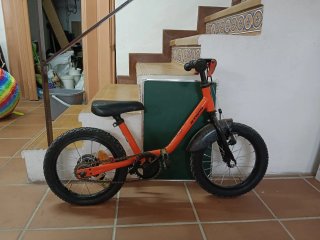 Bicicleta Btwin 14 pulgadas Con barra de equilibri