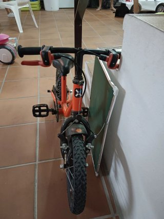 Bicicleta Btwin 14 pulgadas Con barra de equilibri