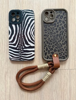 2 Fundas iPhone 12 Pro (Cebra y Leopardo)