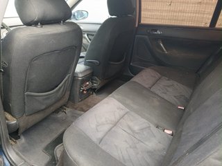 Peugeot 607 2003