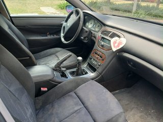 Peugeot 607 2003