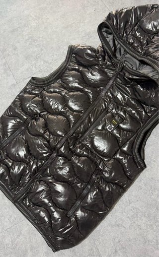 Gilet Blauer nero trapuntato con cappuccio