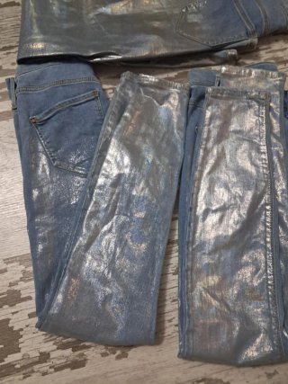 Pantalón vaquero plateado