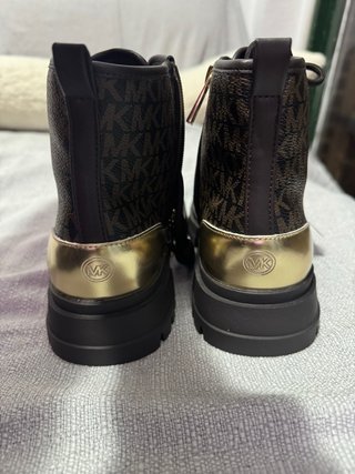 Botines Michael Kors Marrones y Dorados