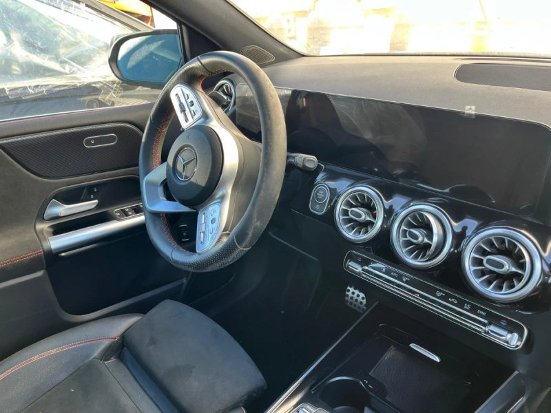 Mercedes-Benz Clase B 2023, foto 11