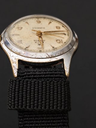 Reloj LUZ Genève mecánico suizo 17 rubíes