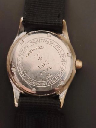 Reloj LUZ Genève mecánico suizo 17 rubíes