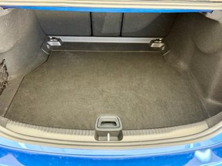 Mercedes-Benz Clase C 220d AMG Híbrido, Nacional