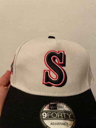 Gorra New Era Blanca con S