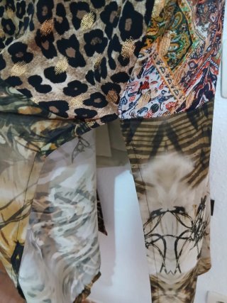 Kimono estampado leopardo y étnico