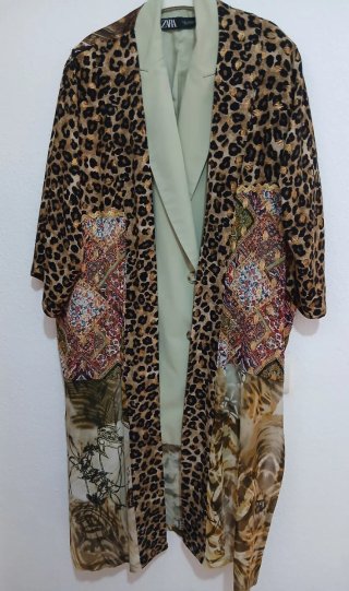 Kimono estampado leopardo y étnico