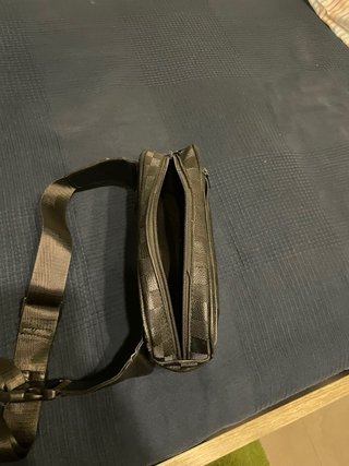 Riñonera Louis Vuitton Negra