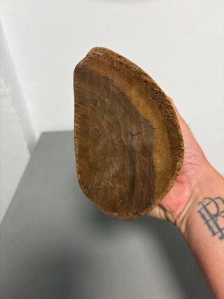 Figura de madera tallada antigua