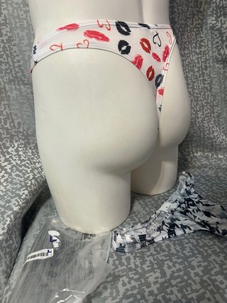 2Calzoncillo Tanga Estampado Corazones y Labios