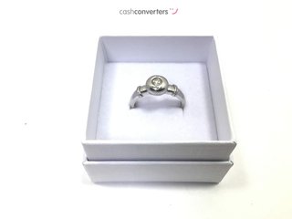 anillo oro 18k con piedra con circonita