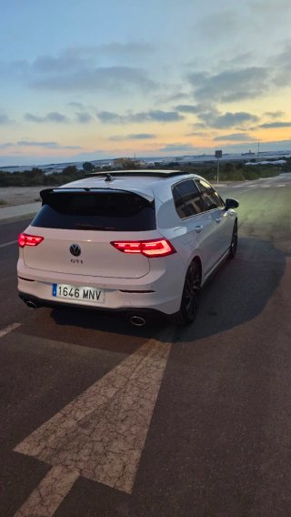 Volkswagen Golf 2021